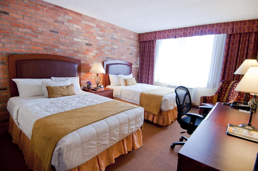 Quality Hotel Downtown-Inn At False Creek Vancouver Buitenkant foto
